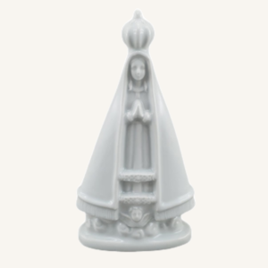 nossa-senhora-porcelana-1o-linha-p852-foto-01-fundo-f8f5f0