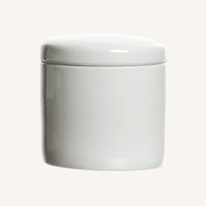 pote-porcelana-liso-m-p2584-foto-01-fundo-f8f5f0