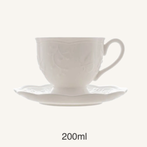 xicara-com-pires-butterfly-cha-p3724-foto-01-fundo-f8f5f0